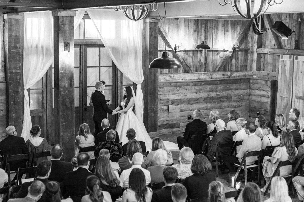 erik_sam_wedding_indoor_ceremony-48