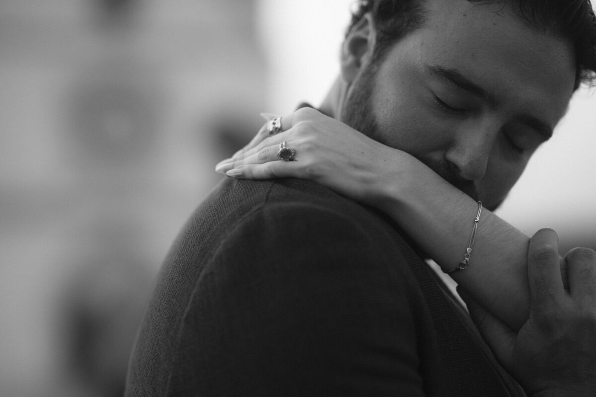 the_chaffins_international_destination_wedding_elopement_photographers_sammie_chaffin_micah_editorial_adventure_photos_travel_tuscany_italy_45