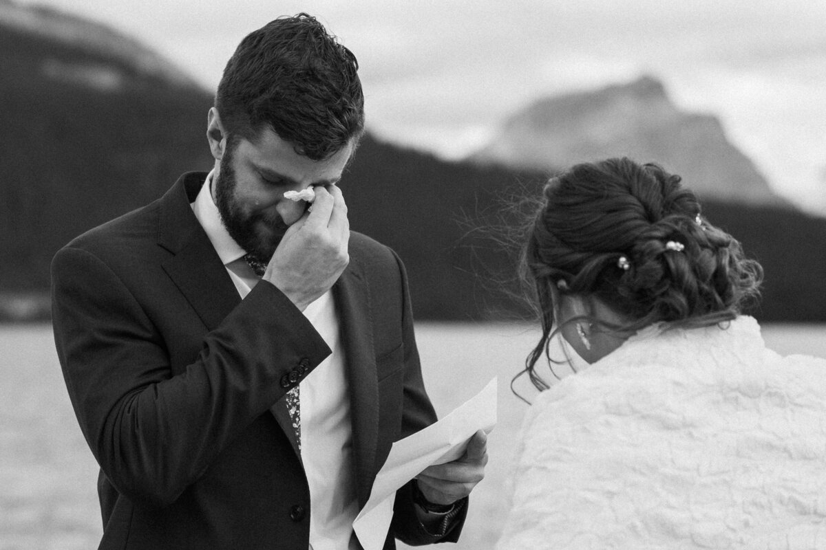 bow_lake_banff_elopement_photographer_elope_wilder-09619-2