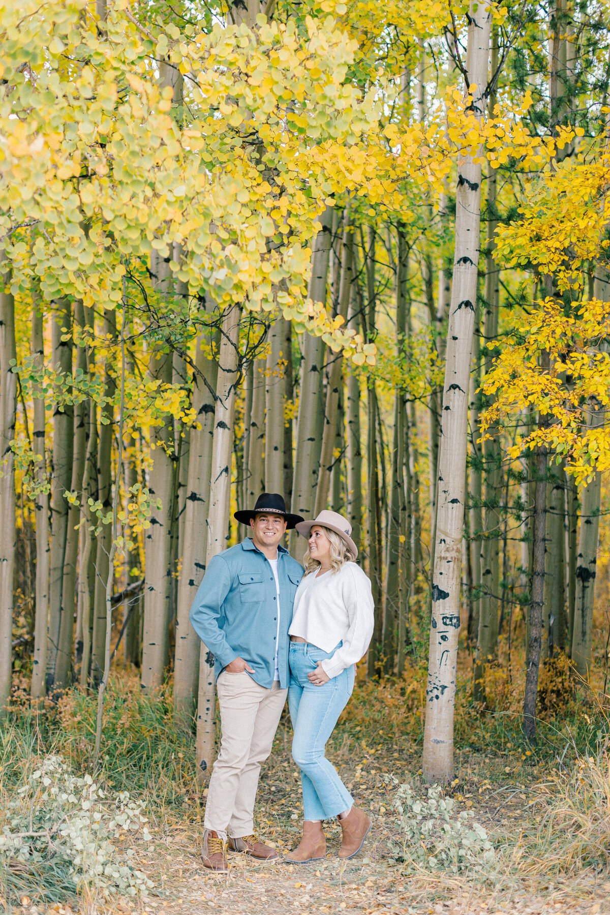 Breckenridge-Fall-Engagement-Photos-9