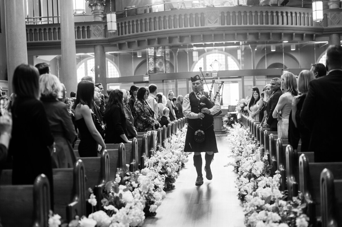 Kate-Murtaugh-Events-Boston-Catholic-church-wedding-ceremony-bagpiper