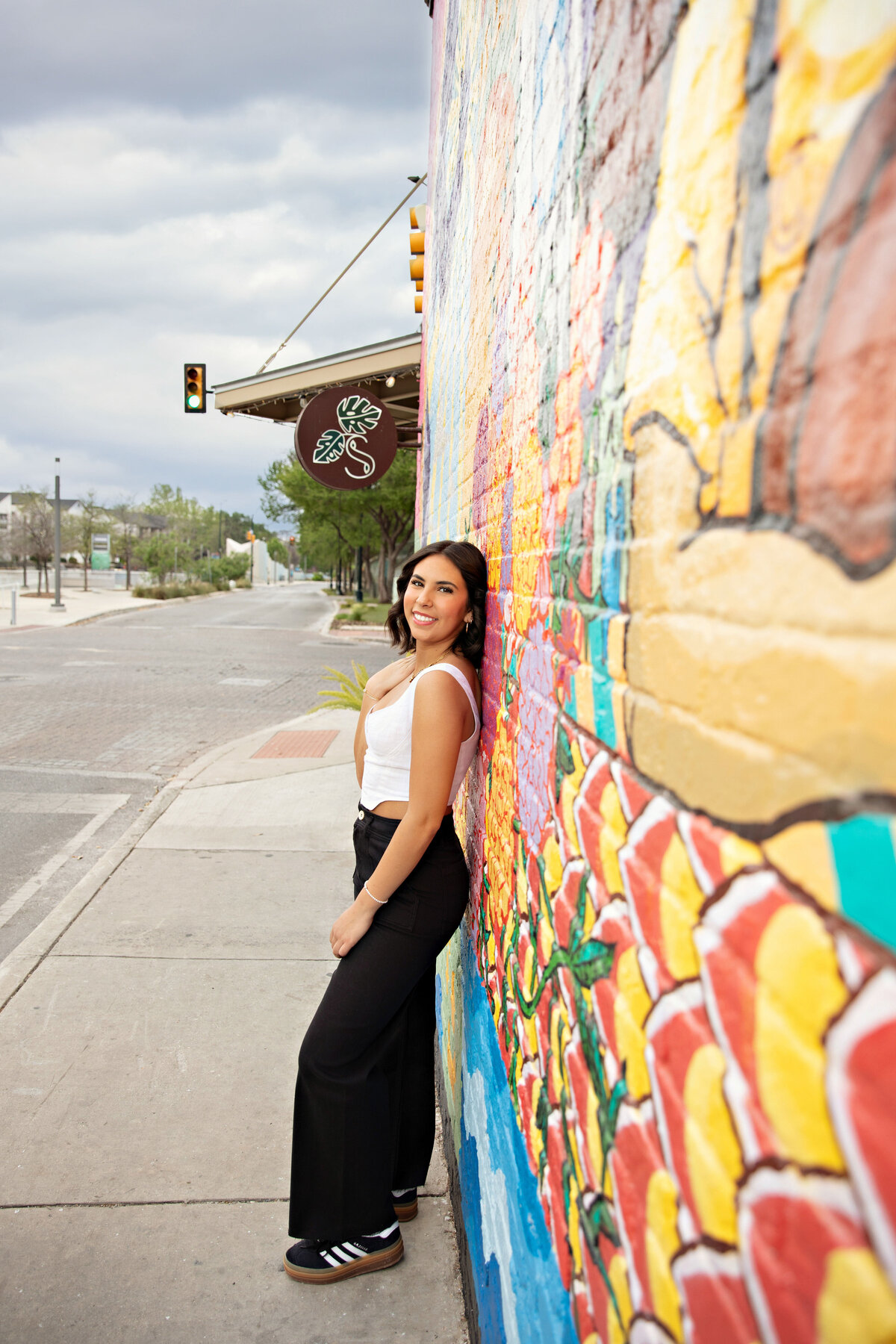seniorgraduationclassof202520262027bestphotographertudiofamilybirthdaynewbornboyamilynewborngirlfirstbirthdayportraiturephotographystudioportraitsnewborngirlboyfamilyEvaMaganaPhotographychildphotographer (56 of 28)