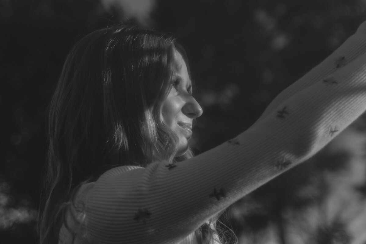Senior Portrait of the sun on a senior Girl's face in Oregon 