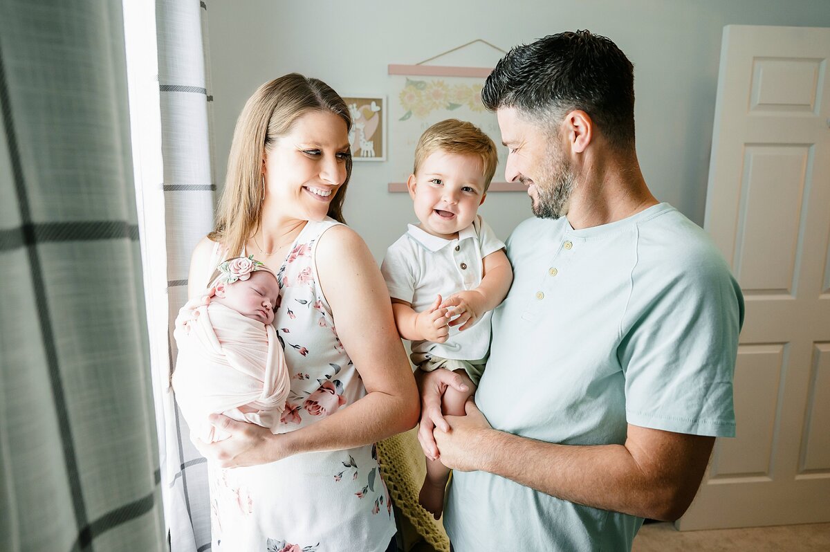 Lifestyle Newborn Photographer Pittsburgh-30