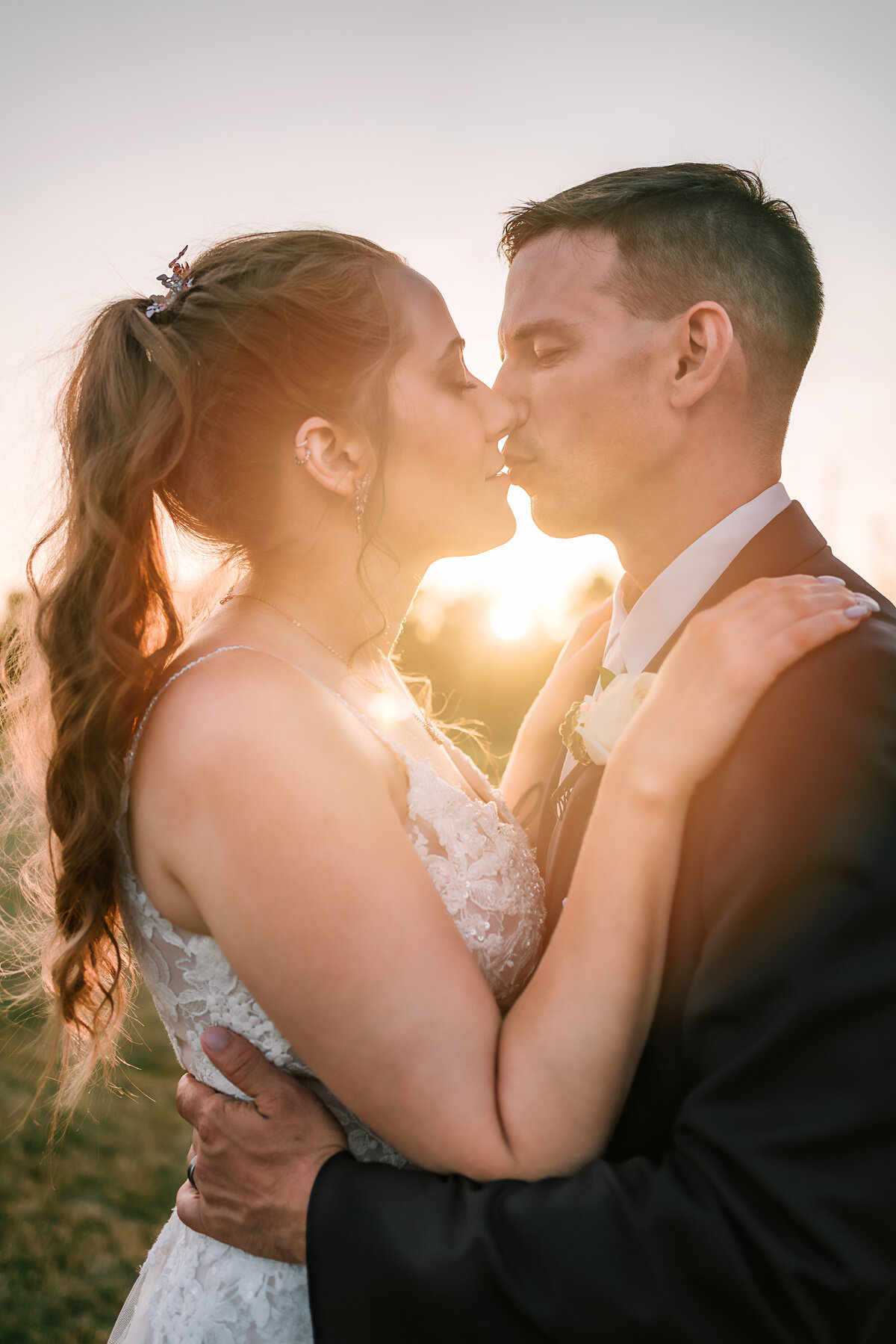 A wedding photographer for the dreamiest of weddings. Let's talk about your special day, I have packages for everyone. Buffalo and WNY wedding photographer specialized in dreamy, ethereal, colorful wedding portraits