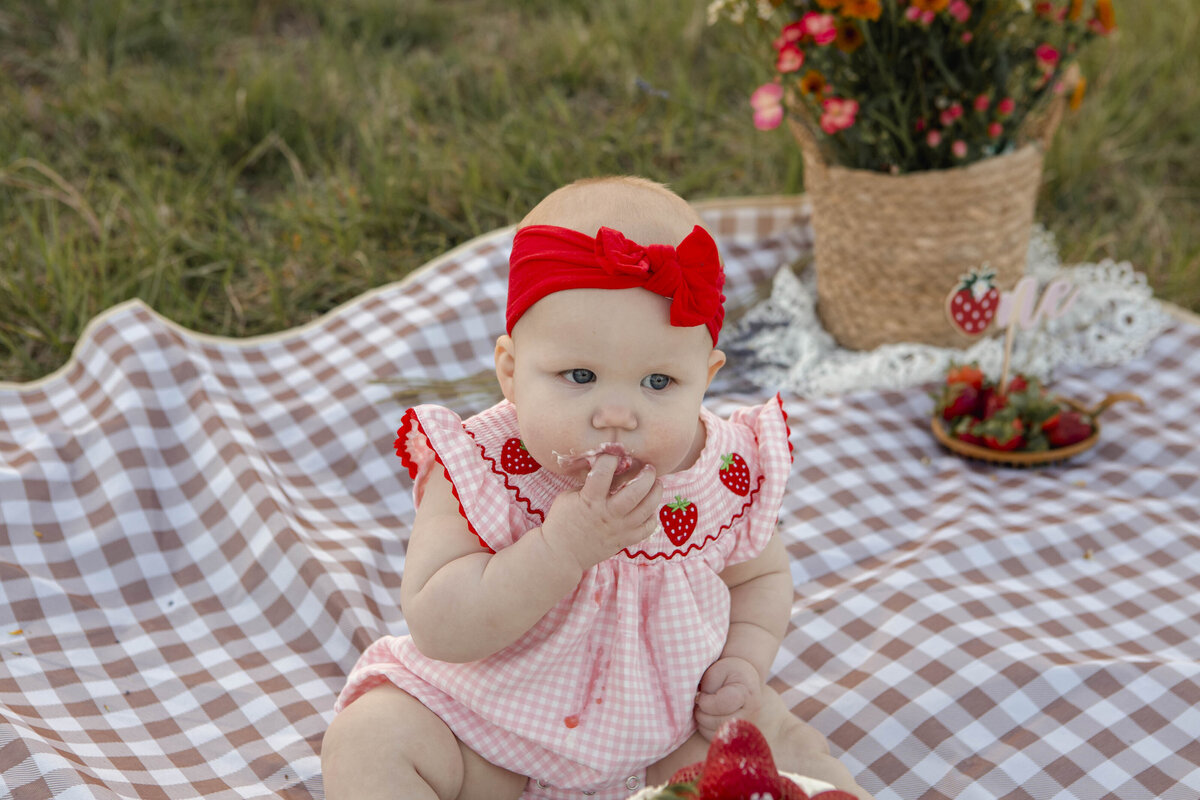 Marietta cake smash photographer