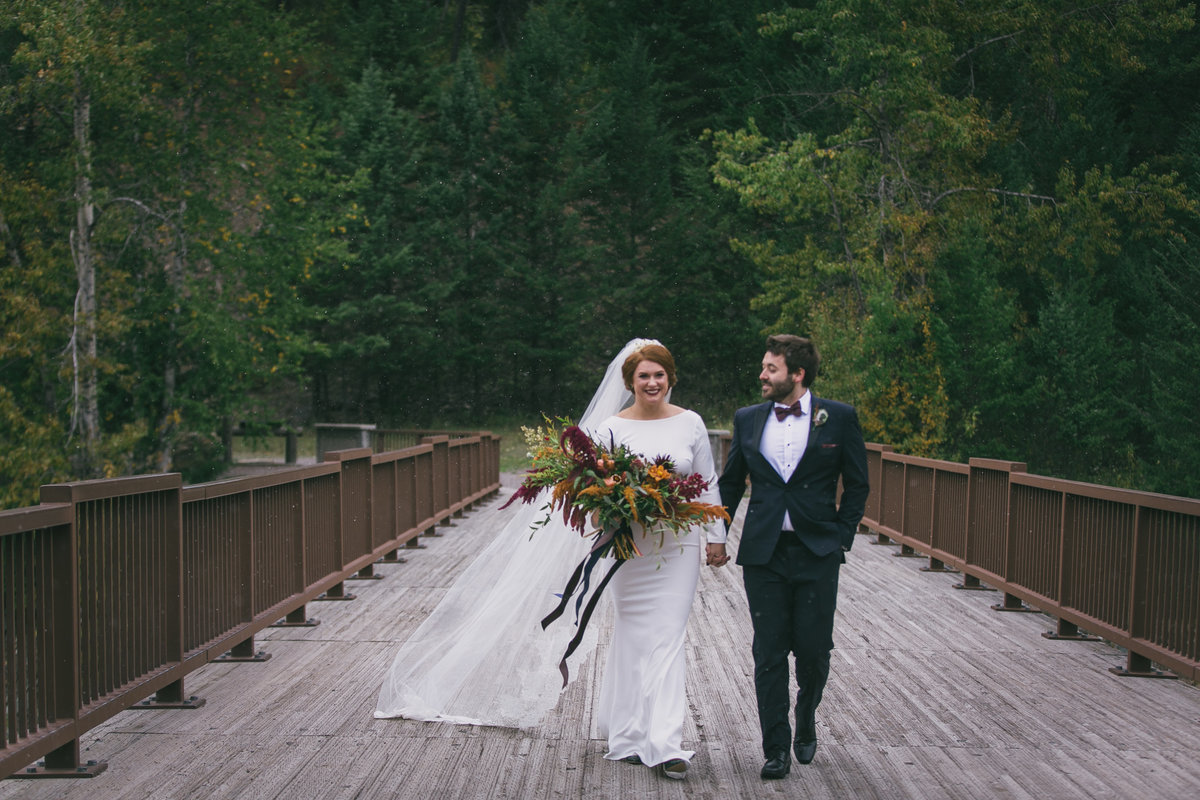 Jennifer_Mooney_Photography_Abbey_Stephen_Fall_Glacier_Wedding-42