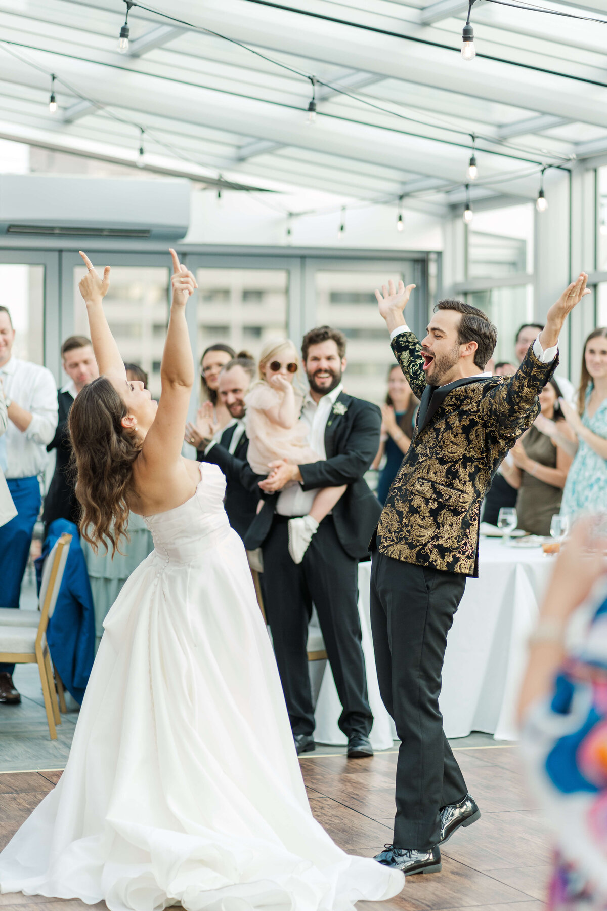 lytle-park-hotel-wedding (16)