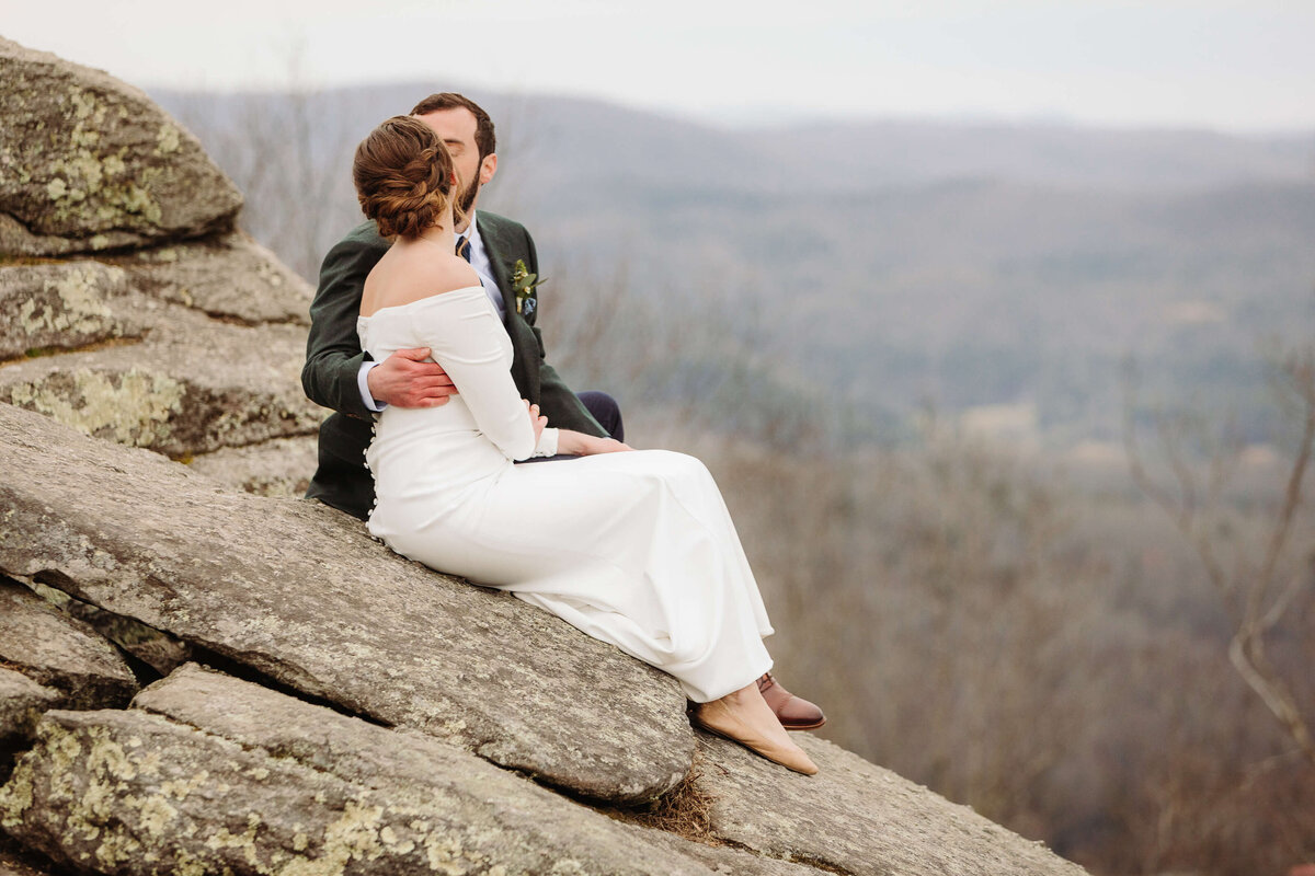 Jump-Offf-Rock-NC-Elopement-38