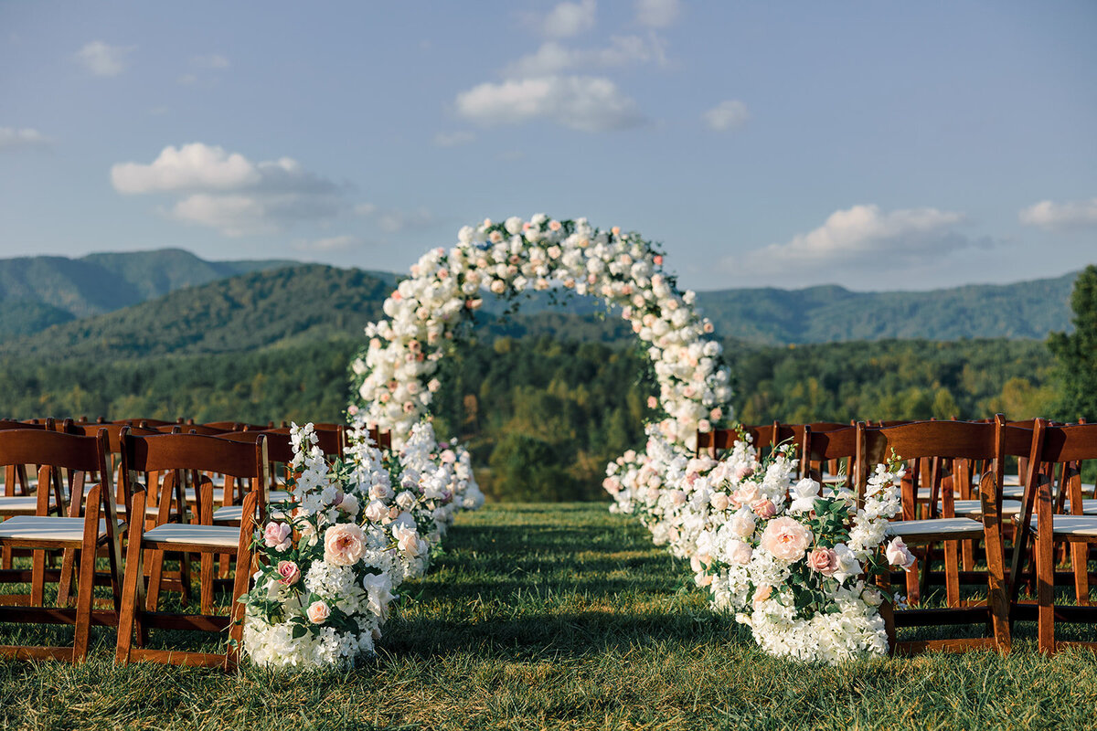 Pixels and Wood Creative_The Shiloh_Him Her Photo_Floral Circle Arch_North Carolina Wedding_Ceremony-10