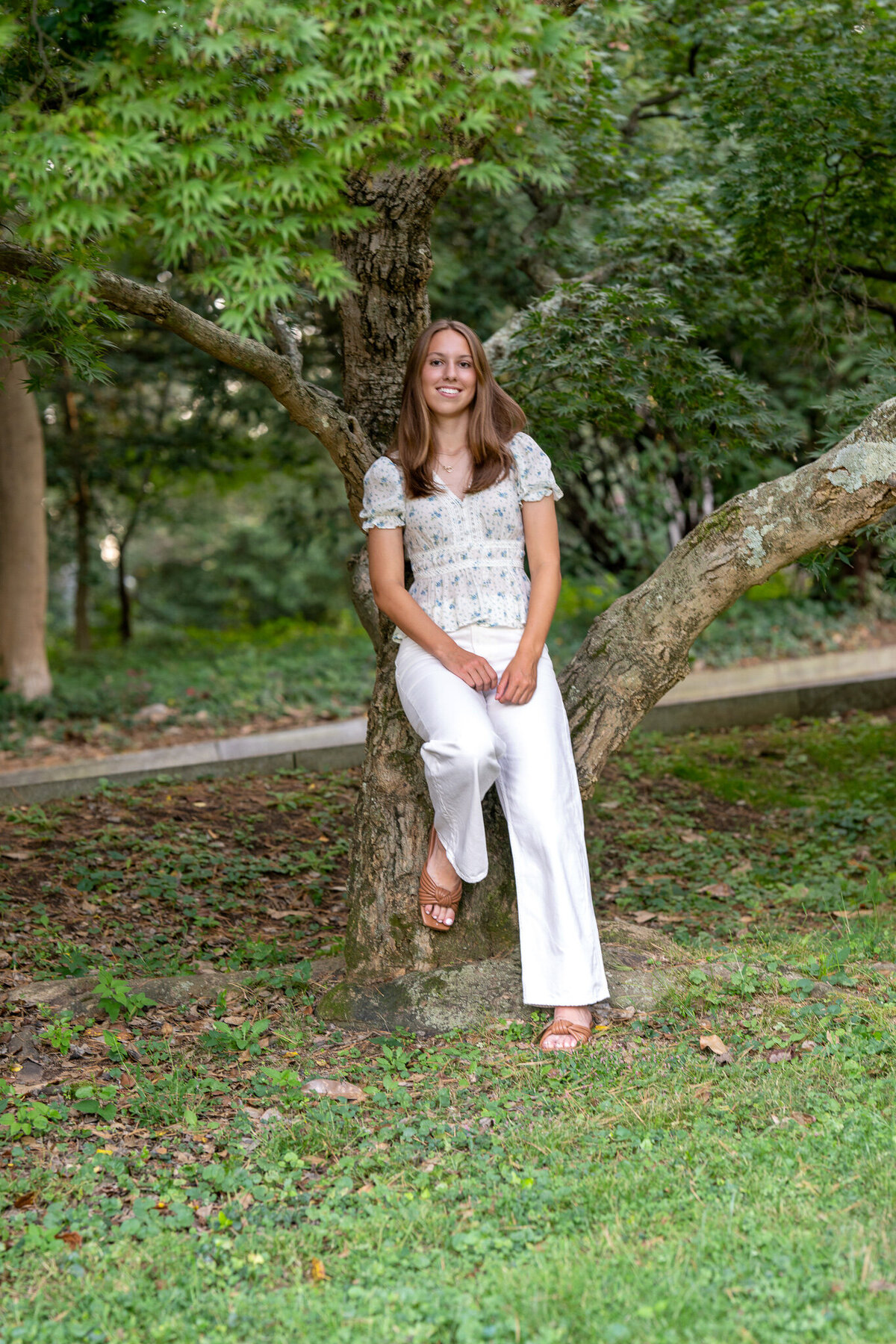 am.senior.portrait-471