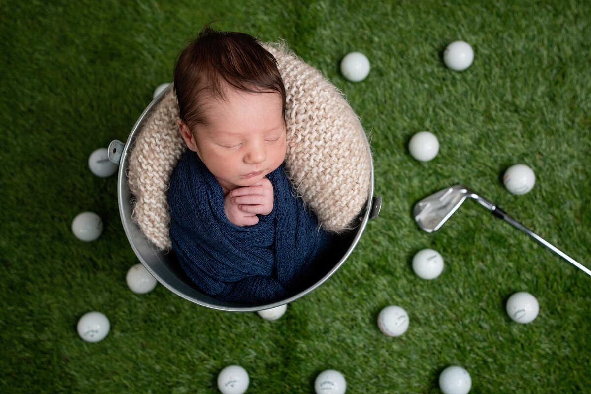 newborn-photography-golf-cuyahoga-falls-photographer
