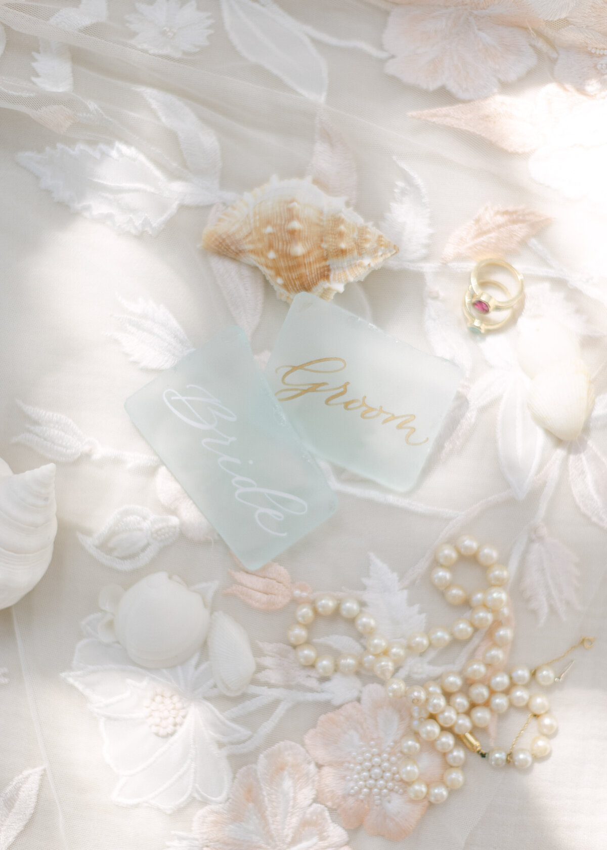 alessandra-shane-harbour-island-wedding-hollyclarkphotography-h-172