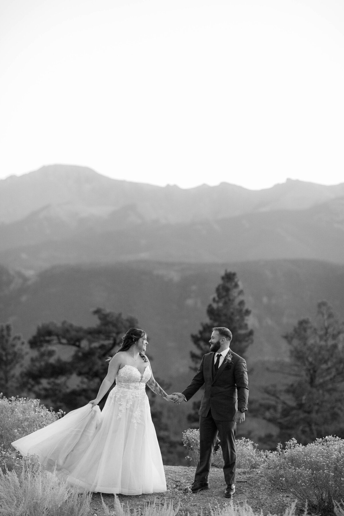 Colorado Airbnb Wedding_0006