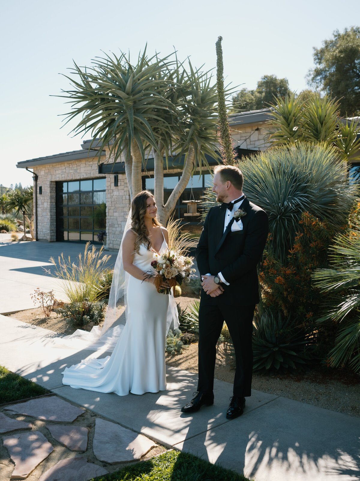 Black Oak Mountain Vineyards Wedding Venue-07546