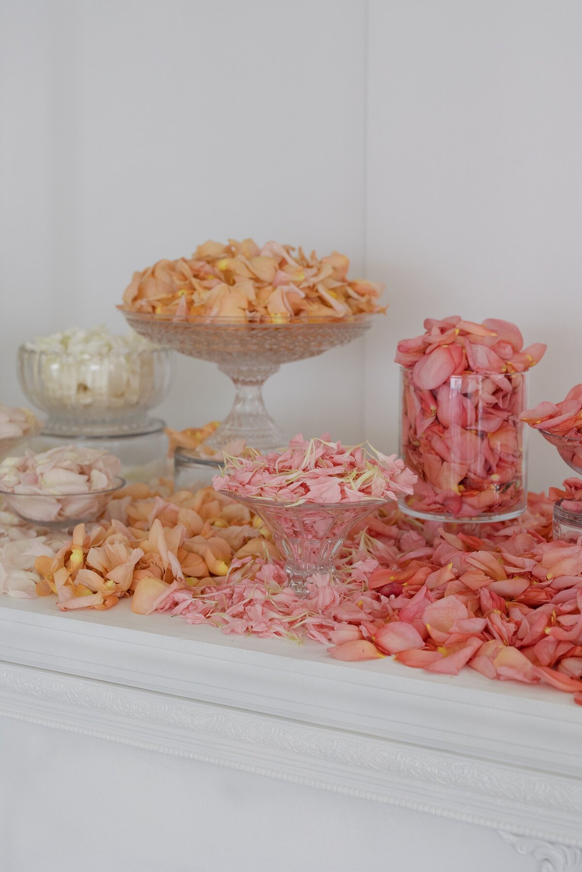 Petal bar for ceremony at Bell Mer Newport.