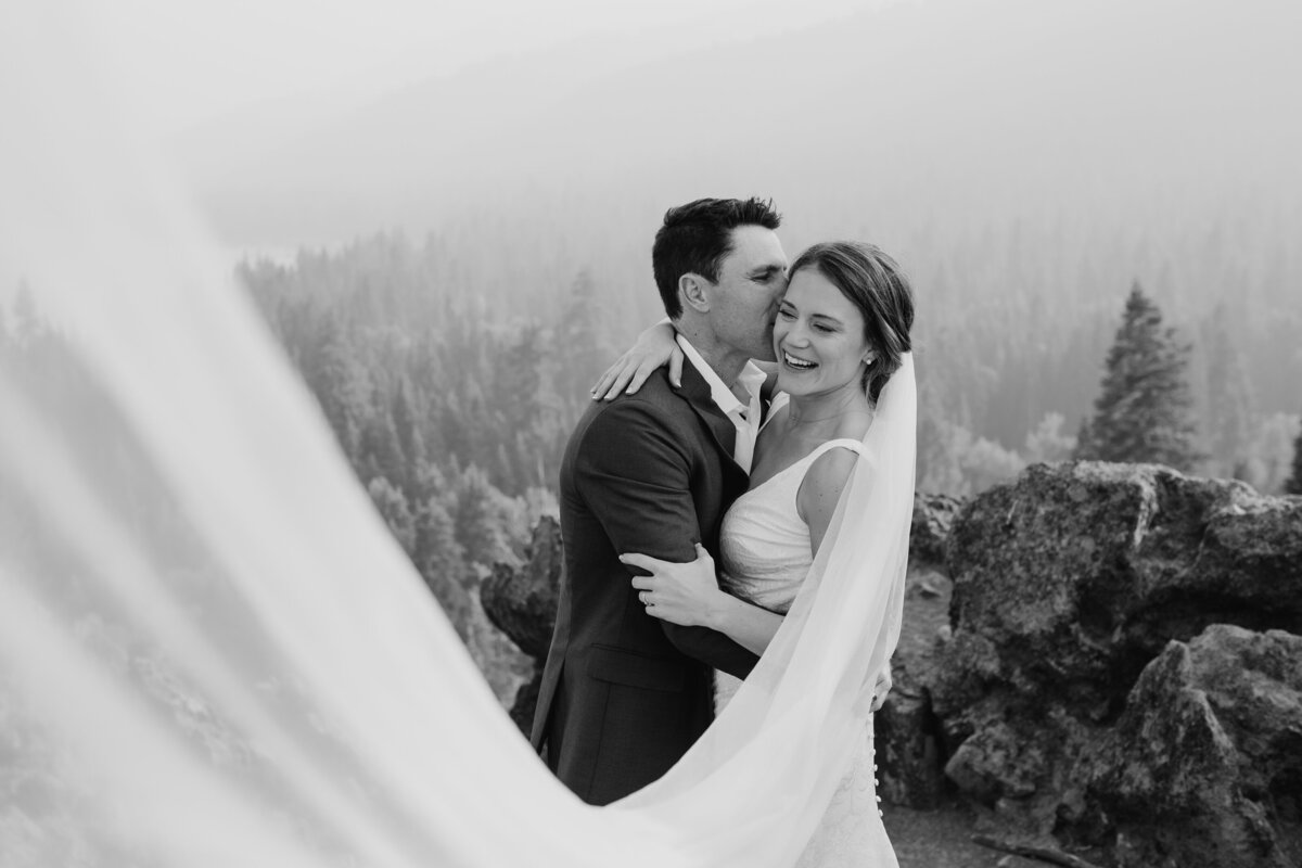 lake-tahoe-wedding-photographerStephanieandRyanSP-55