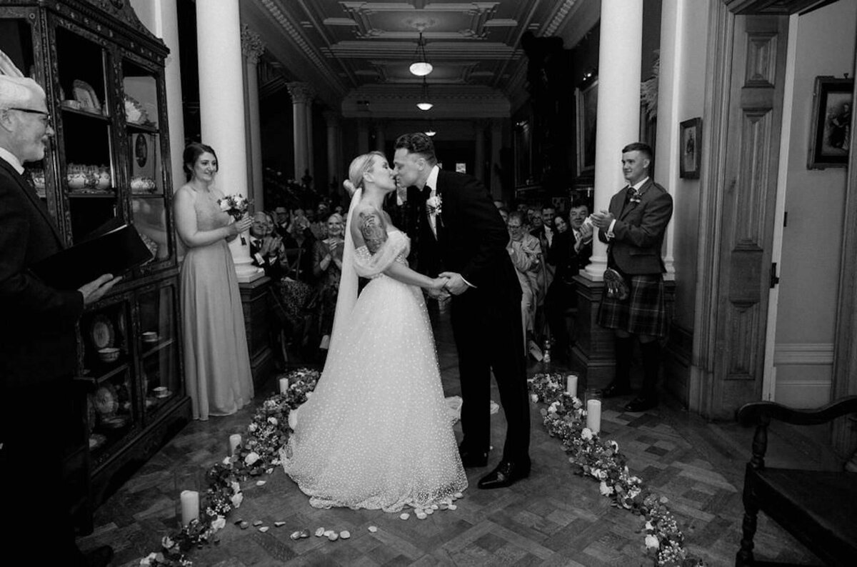 Nicola-Campbell-Timeless-Wedding-Photographer-Scotland-Errol-Park-Siobhan&Cameron-33