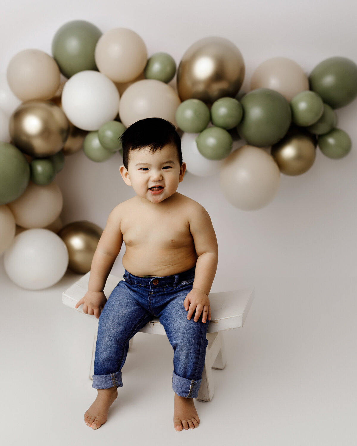 Best Edmonton Cake Smash ans Baby Photography_Kelsie Kelly Photographer 2024 (2)