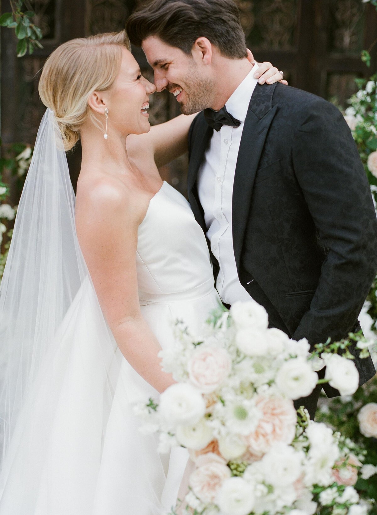 bride + groom at  redleaf wollombi