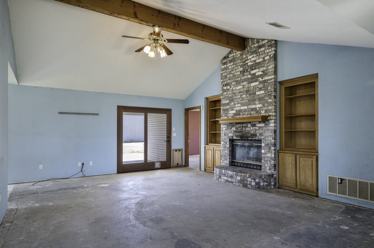 11087Chisum-4