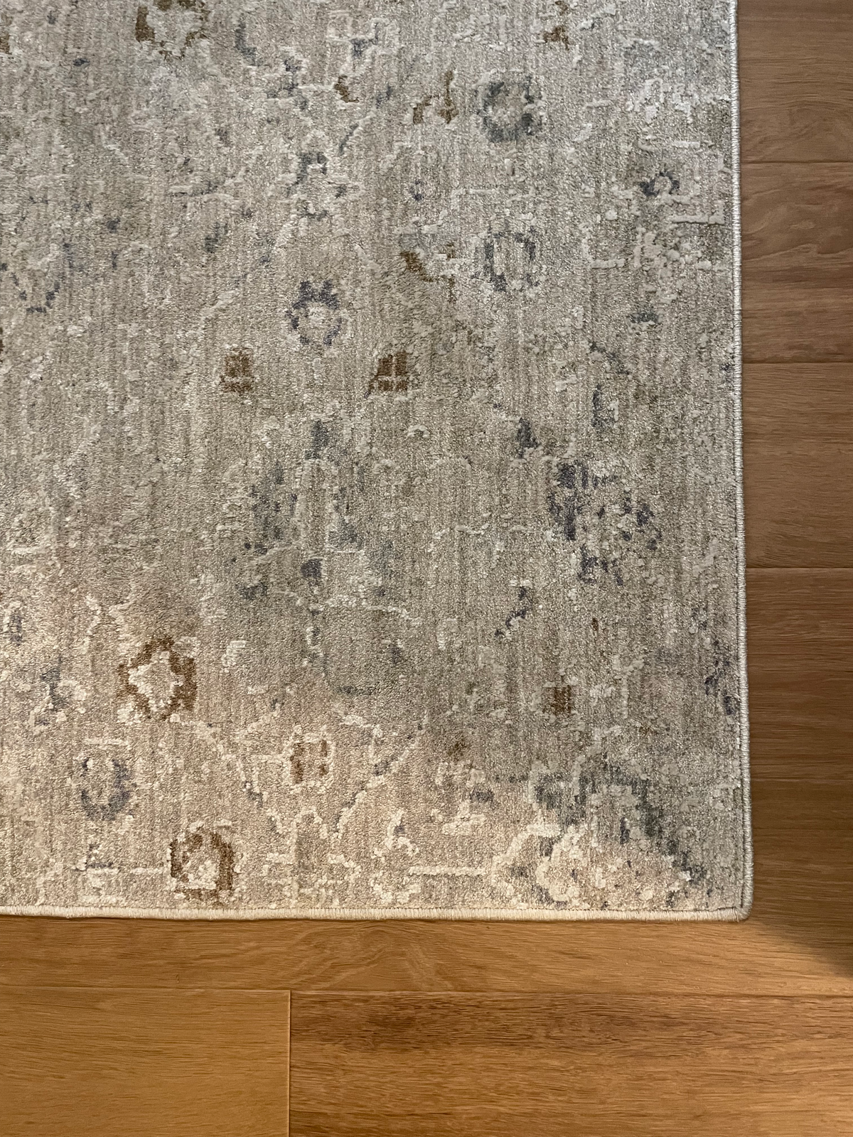 dusti j design rug