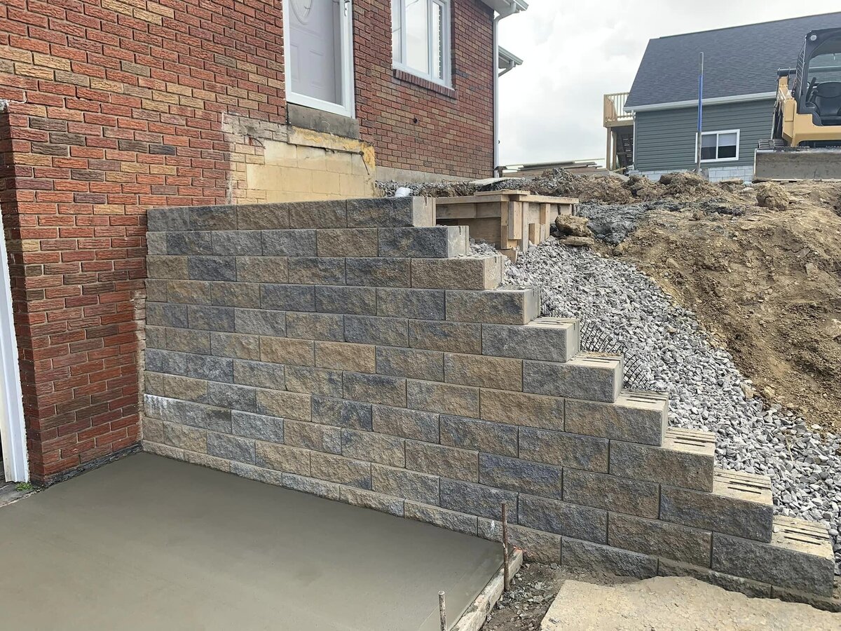 Stone-Retaining-Wall