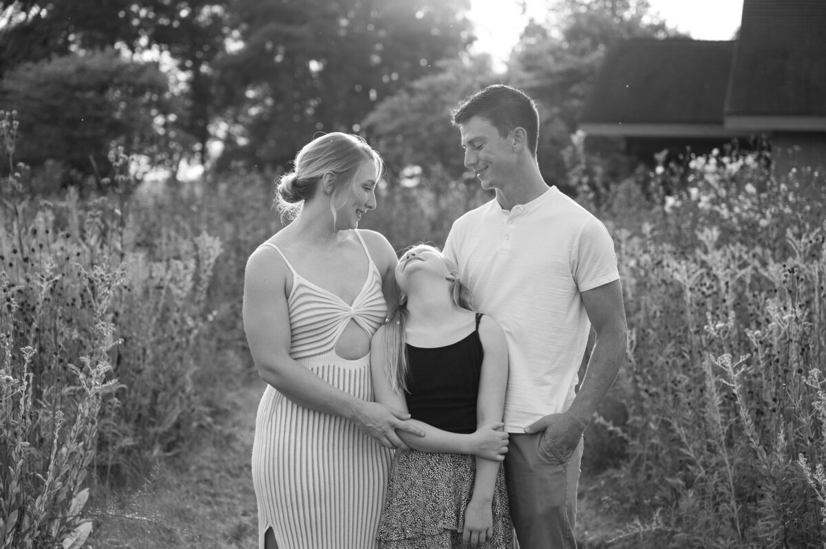 Taylor Elizabeth Photography Weddings and Lifetyle Photographer in Indiana Families Photo 5