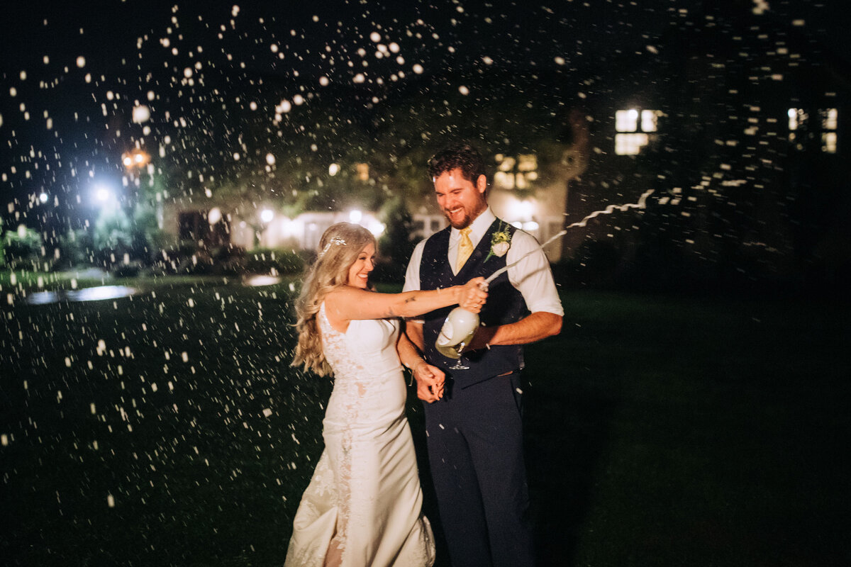 Kerry_Chris_BavariaDowns_Wedding_FlowEventGroup(1753of2151)