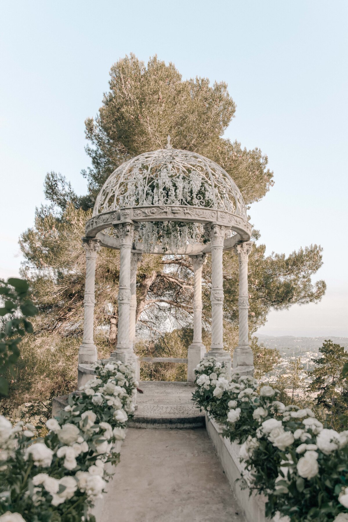 Flora_And_Grace_Provence_Luxury_Wedding_Photographer