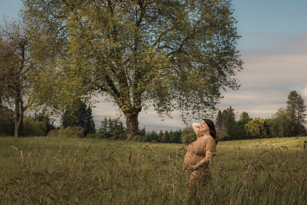 Nature Maternity Session Rochester-4
