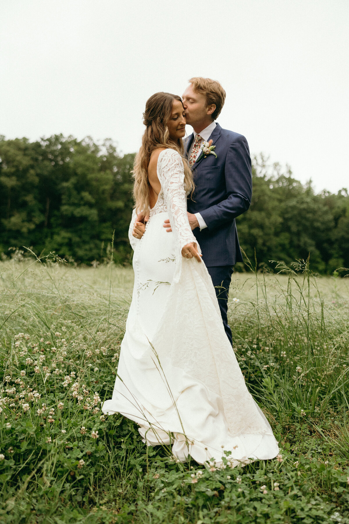 Outdoor Virginia Wedding Portraits by Richmond VA Wedding Photographer