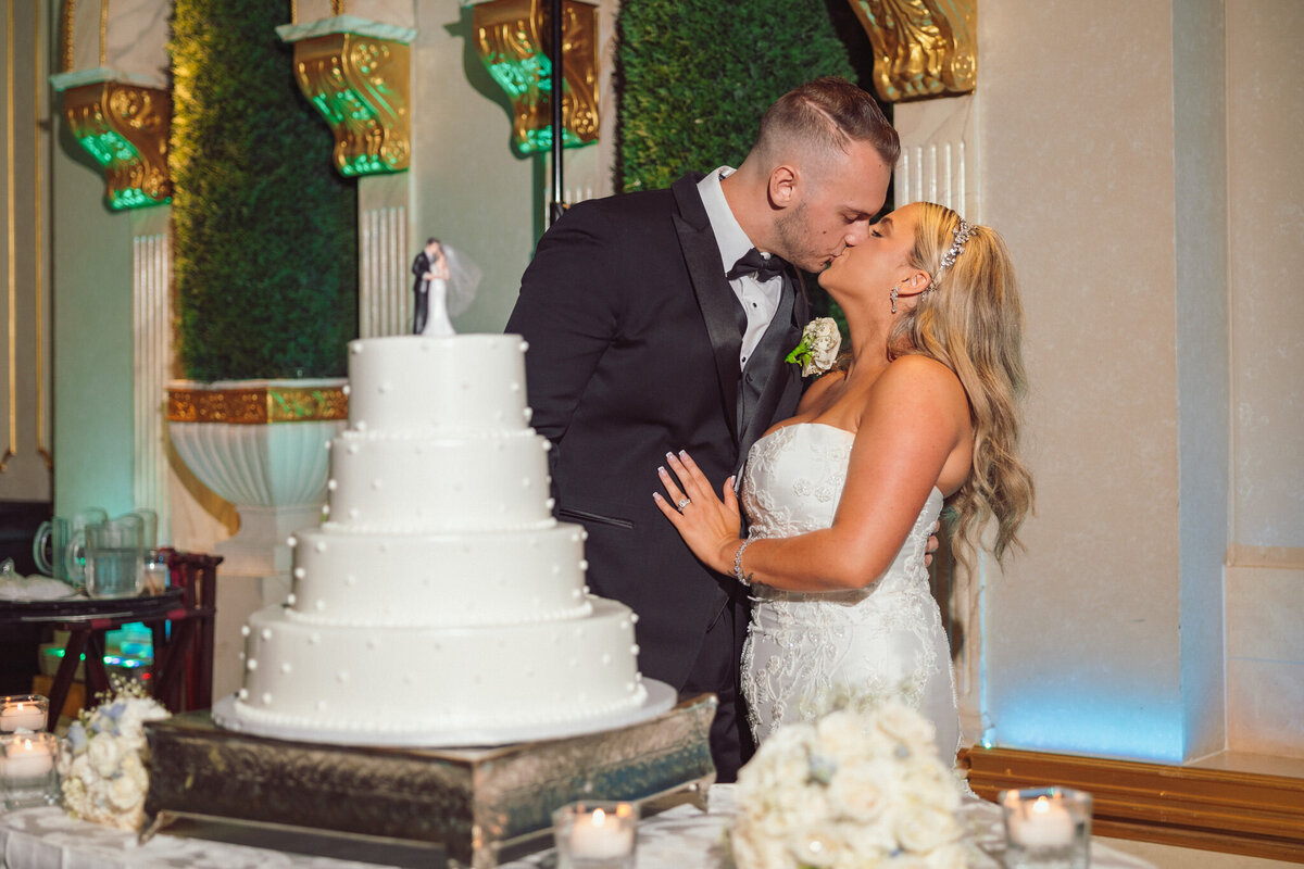 240816-Victoria&Joseph-LeonardsPalazzo-Wedding-GreatNeck-NY-Previews-Web-218