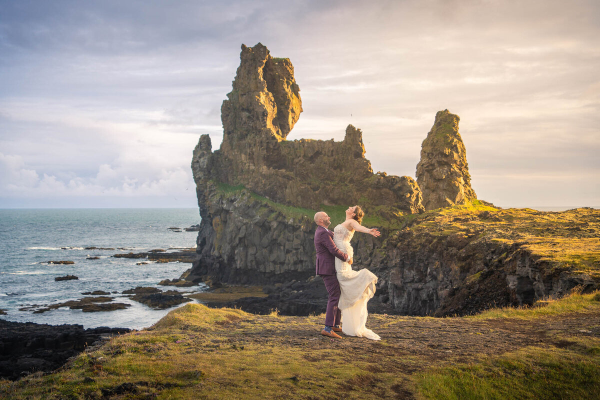 elopement-snaefellsnes-iceland