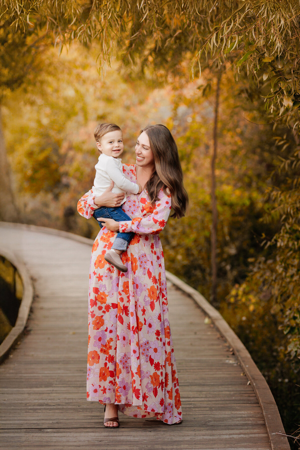 NWA family photographer, Northwest Arkansas best family photography, family portraits near me, professional family photos, family photography packages