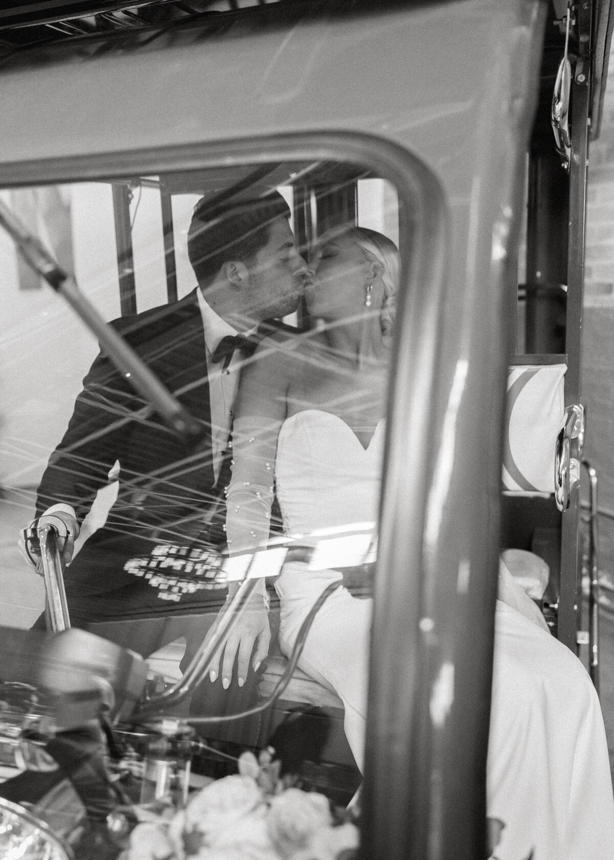 Emma-Knutson-Photography-Chicago-Wedding-N+N-Fairlie--440