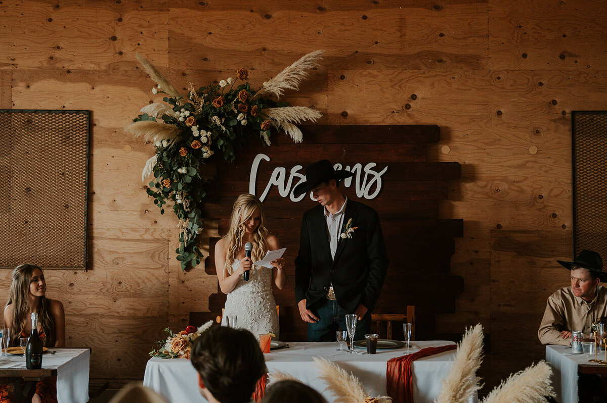 presley-gray-western-montana-wedding-3009