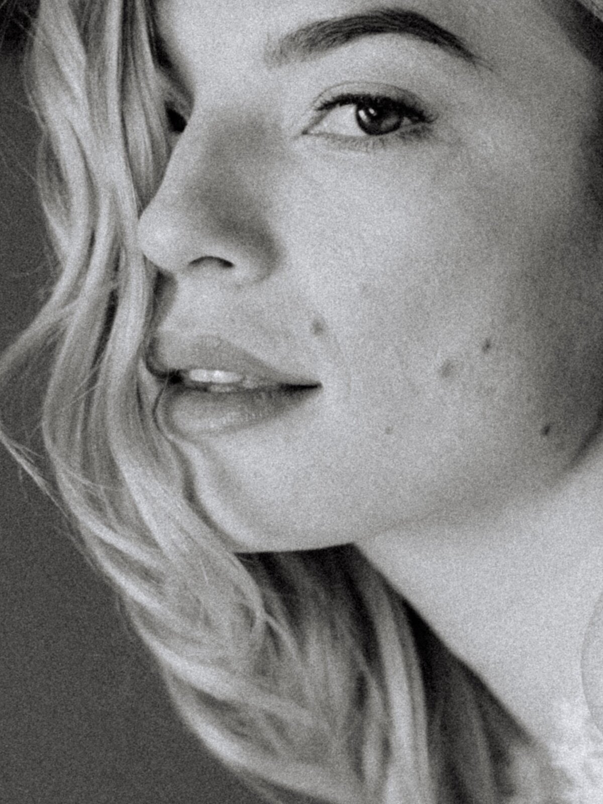 bridal boudoir portraits at the plaza-16