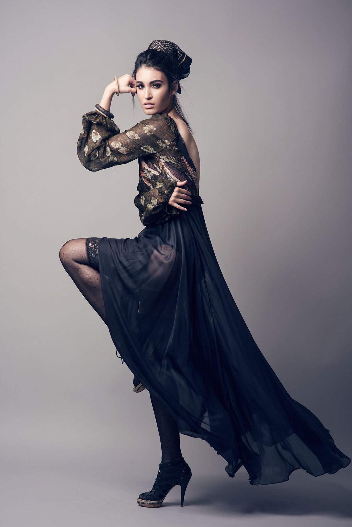 Editorial-fashion-model-movement-dress