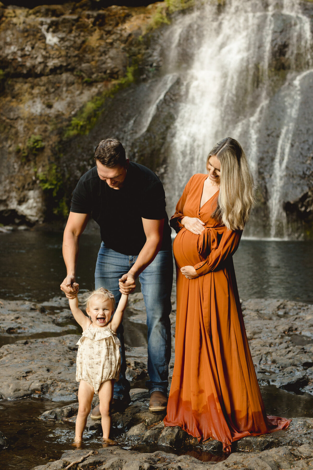 Maternity Family Photographer Central Bend Oregon Photography - Photos x Kristin-19