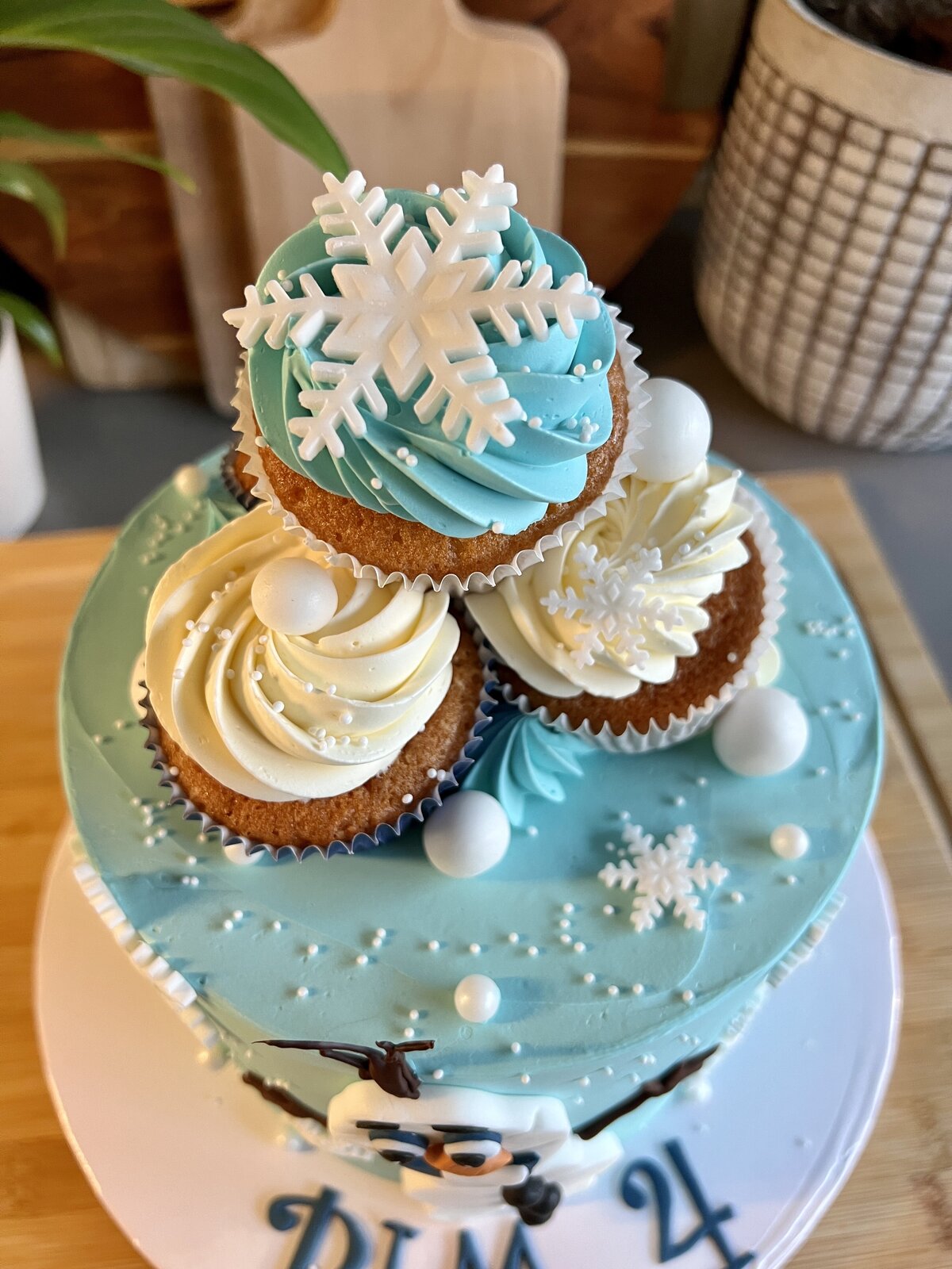OLaLa Cakes & Cupcakes