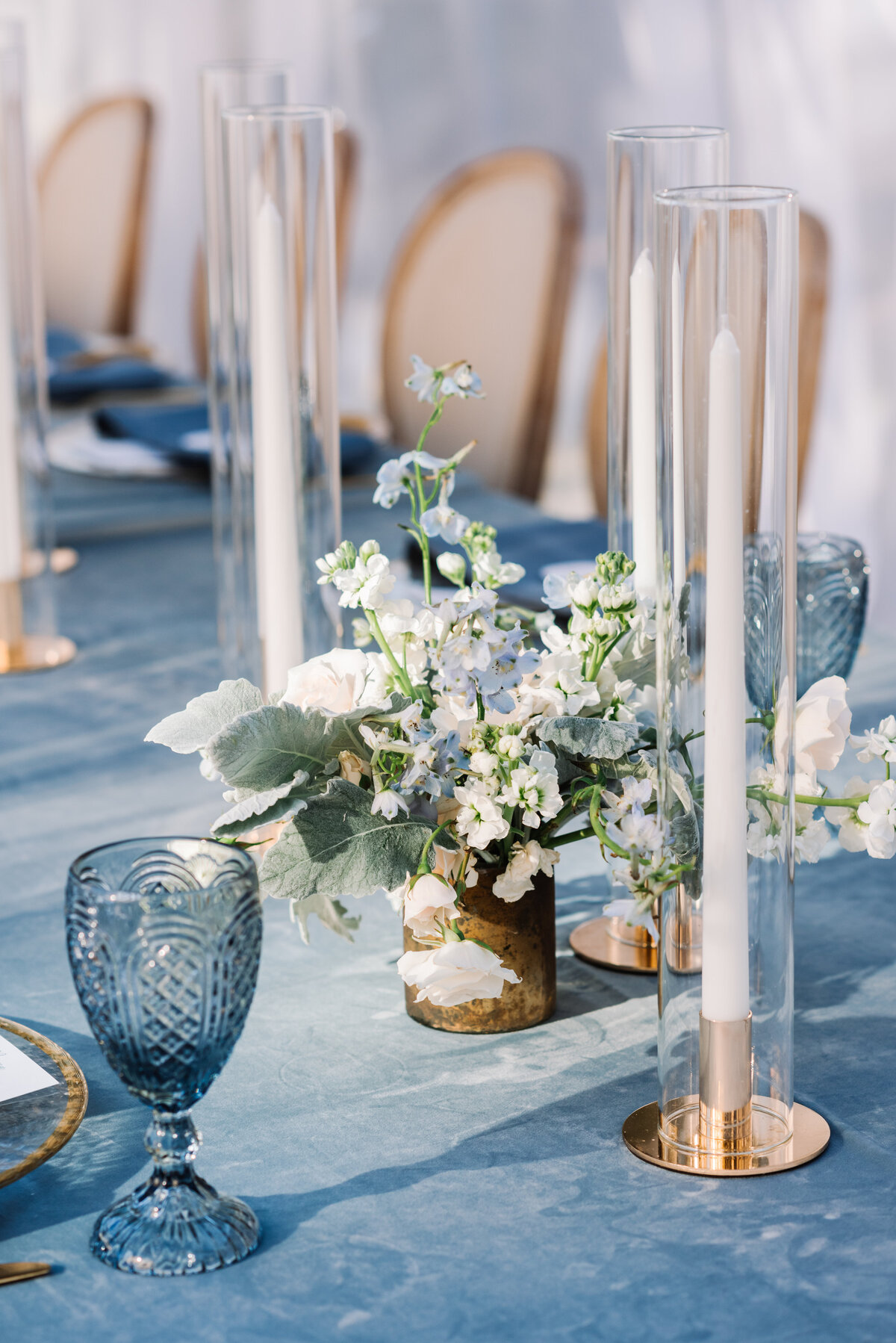 light-blue-table-setting-2