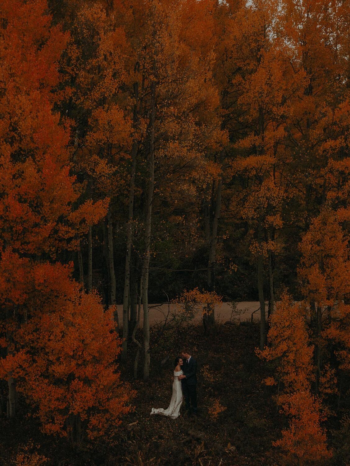 Kylie&Garrett_Bride&Groom_KiKiCreates-106