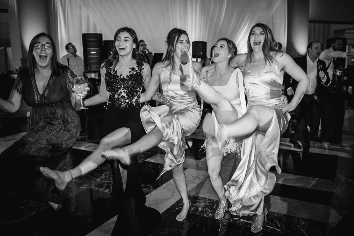 curtis-atrium-wedding-24