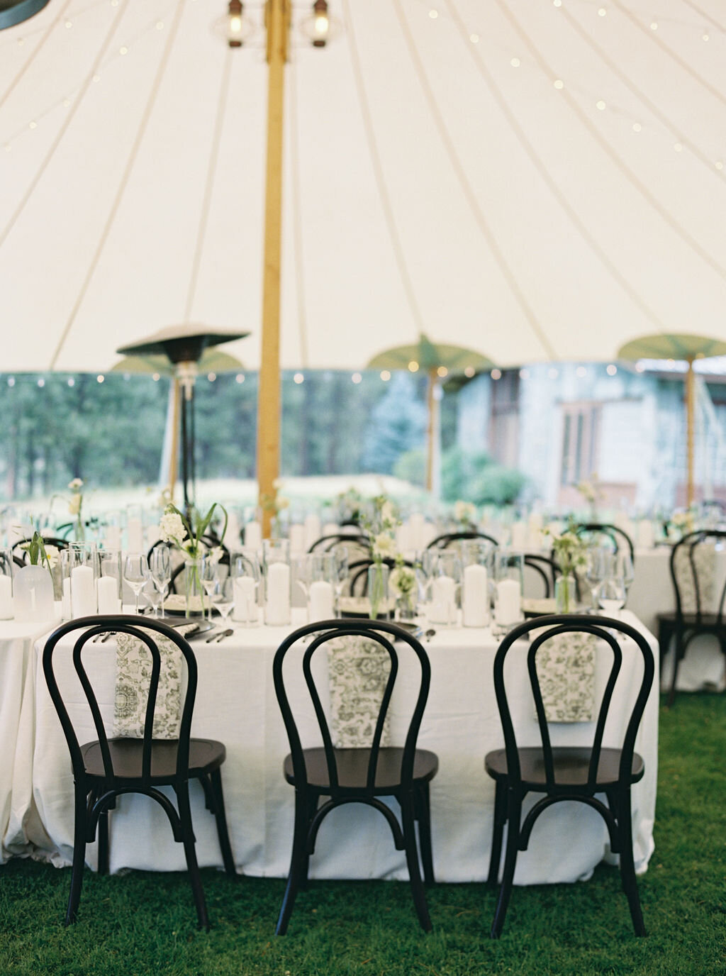 black-and-white-wedding