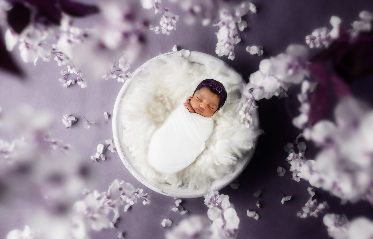 Newborn Baby Photographer in Charleston, SC.