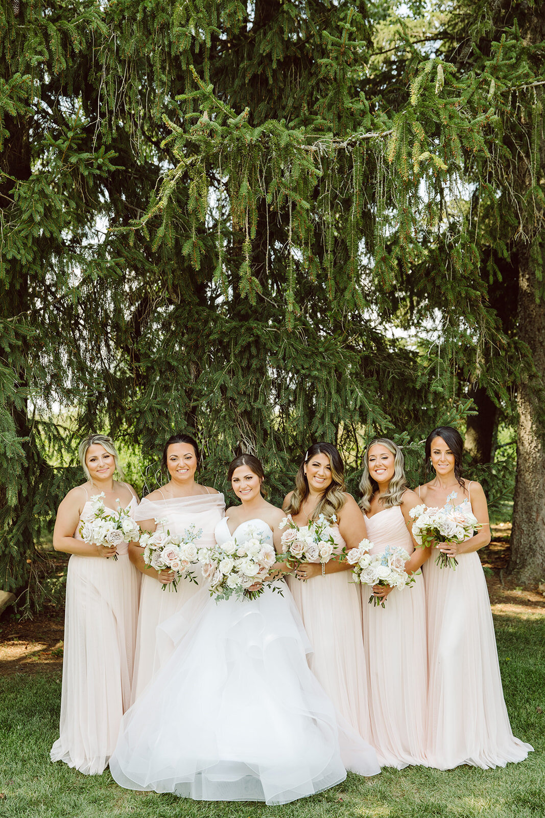 Cambium_farms_barn_wedding_photography_magnolia_studios-kendon_design_co._hamilton_niagara_wedding_planner_florist-11