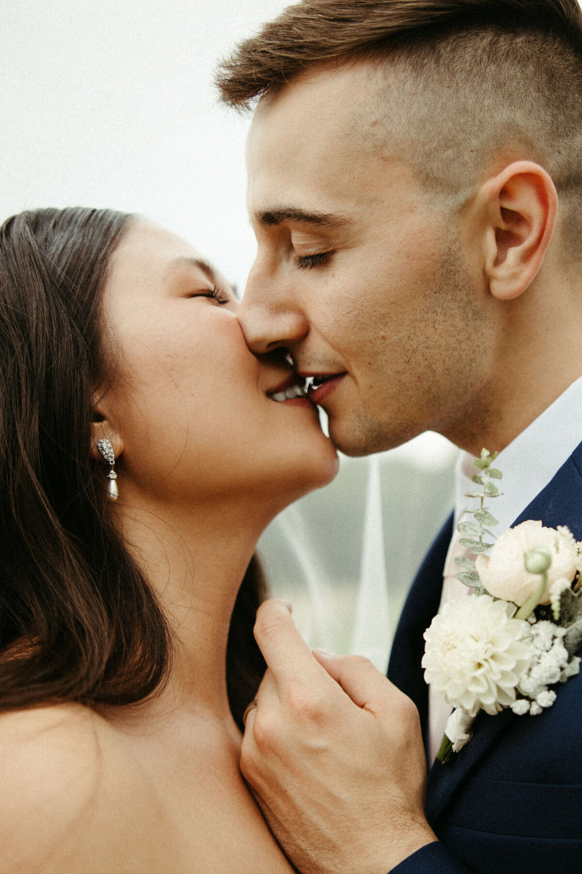 Film-Wedding-Photographer-040