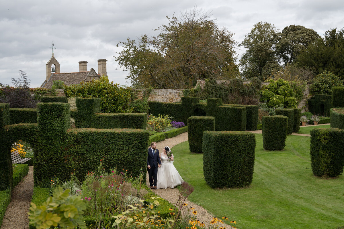 Rockingham-Castle-wedding-photography-1038
