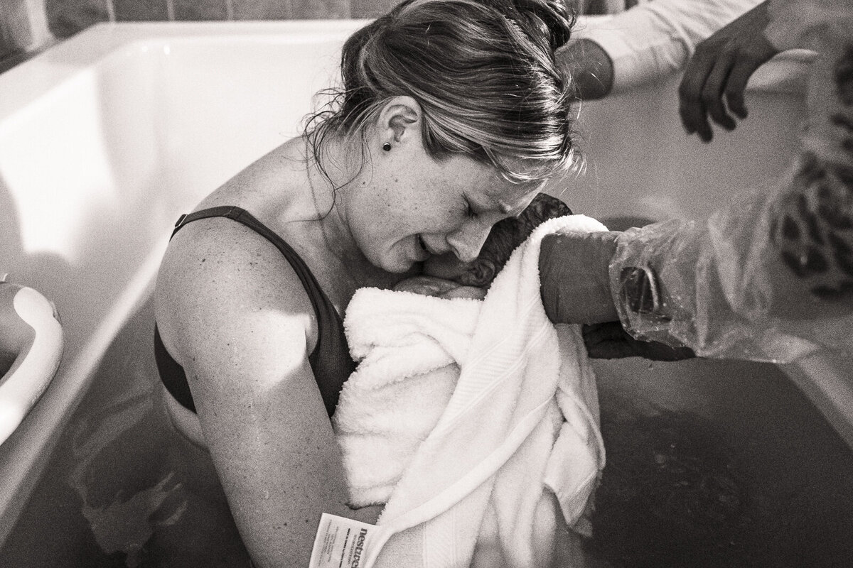 BestMichiganBirthPhotographer-44